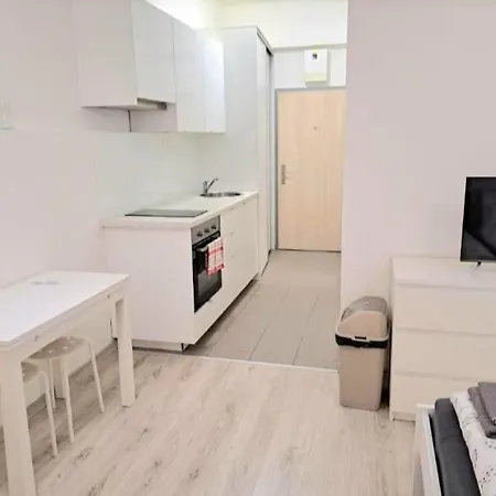 Garsonka V Bratislave * Bratysława