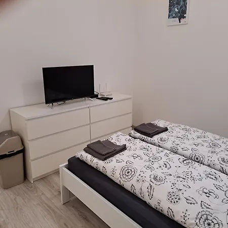 Garsonka V Bratislave Apartament *