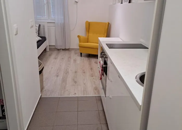 Garsonka V Bratislave Appartement *