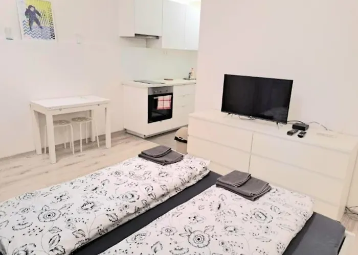 Garsonka V Bratislave *